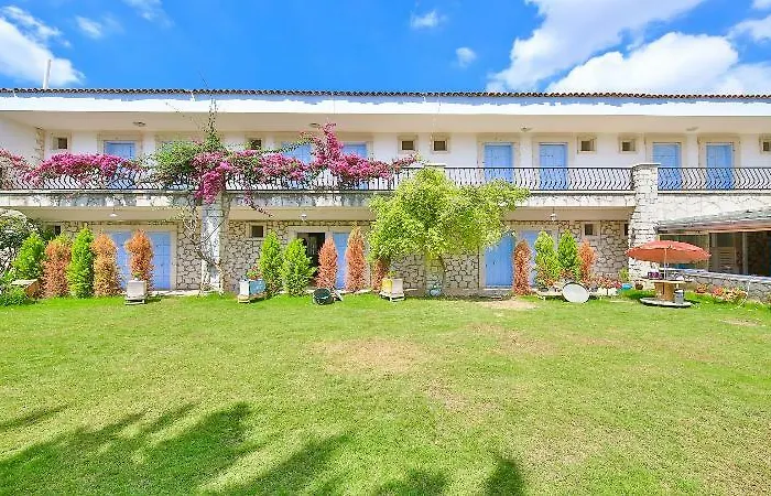 Alasonya By Lamira Alaçatı