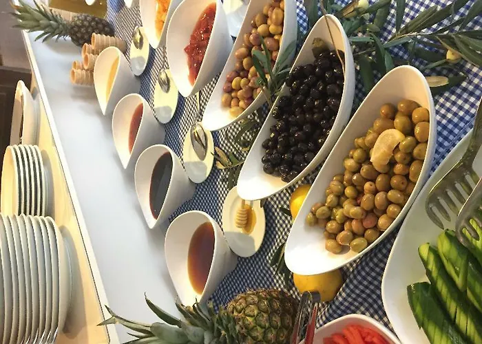 Alasonya By Lamira Alaçatı